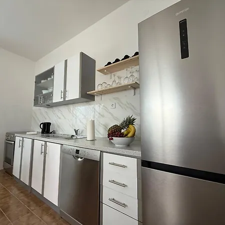 Mediterranean Blue Escape - 3br With Balcony & Sea View Apartment